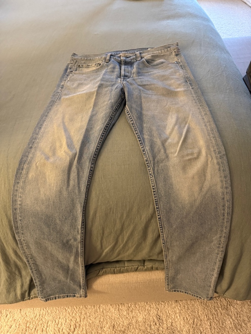 rag & bone Men's Light Blue Relaxed Jeans